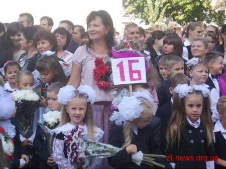 1 вересня Володимир Дебой прийшов на урочисту лінійку в житомирський ліцей №25