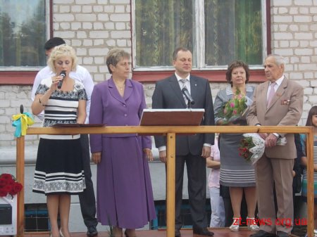 1 вересня Володимир Дебой прийшов на урочисту лінійку в житомирський ліцей №25