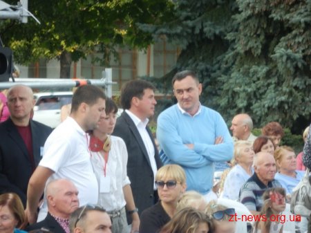 1 вересня на майдані Корольова в Житомирі відбулося святкування Дня міста культурна версія ОНОВЛЕНО