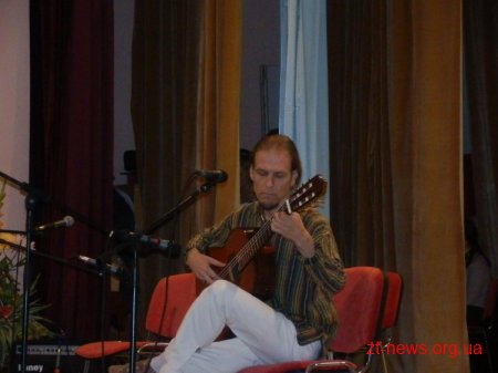 Вчора в Житомирі відбувся фестиваль Перший муніципальний фестиваль «Житомир-Гітаріссімо 2012»