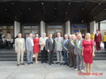 Урочистості до дня міста Житомира в драмтеатрі: почесні звання, відзнаки, грамоти, премії, сертифікати ВІДЕО