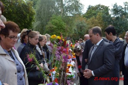 В Житомирі нагородили переможців конкурсу «Моє квітуче місто»