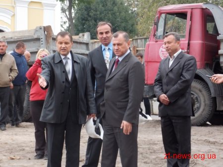 21 вересня в Житомирі розпочали будівництво музею природи ВІДЕО