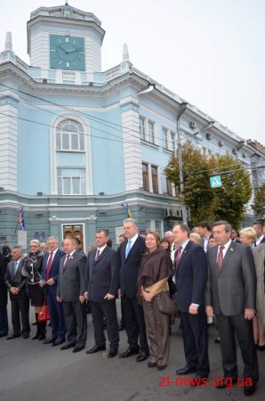 Святкування 75-річчя області розпочалося з параду оркестрів