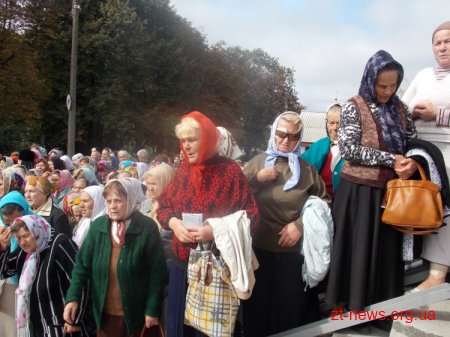 В Житомирі урочисто освятили Хрестовоздвиженську церкву ВІДЕО
