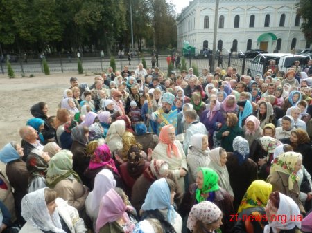 В Житомирі урочисто освятили Хрестовоздвиженську церкву ВІДЕО