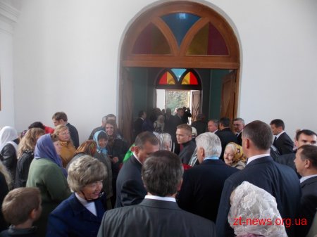 В Житомирі урочисто освятили Хрестовоздвиженську церкву ВІДЕО