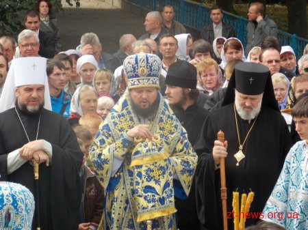 В Житомирі урочисто освятили Хрестовоздвиженську церкву ВІДЕО
