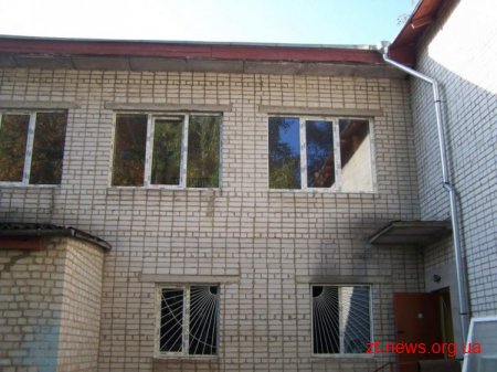 У дитячому садку №21 в Житомирі замінено всі вікна та утеплюється фасад