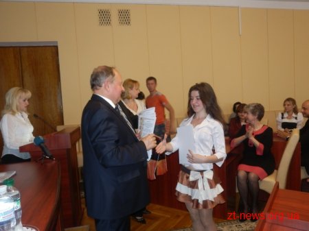Керівництво області зустрілось з дітьми-сиротами та дітьми, позбавлених батьківського піклування