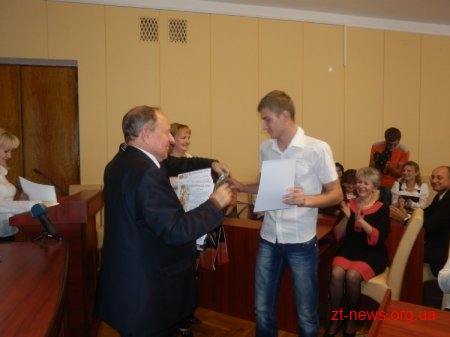 Керівництво області зустрілось з дітьми-сиротами та дітьми, позбавлених батьківського піклування