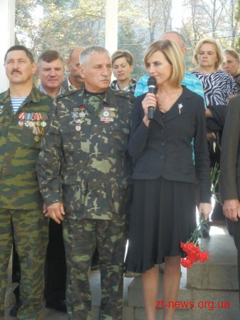 3 вересня у ліцеї №25 вшановували пам'ять Сергія Павленка, випускника ліцею, і відкрили відновлену пам’ятну дошку ВІДЕО