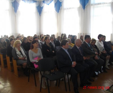 У Коростені в школі встановили турнікети