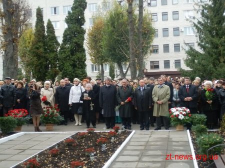 У Житомирі відкрили пам`ятник медикам, які загинули під час Великої Вітчизняної війни