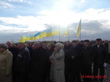 Сьогодні у Житомирі вшанували пам`ять воїнів-визволителів України