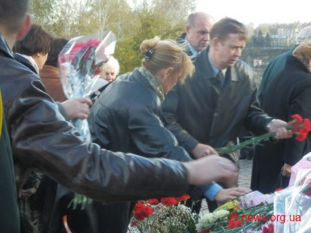 Сьогодні у Житомирі вшанували пам`ять воїнів-визволителів України