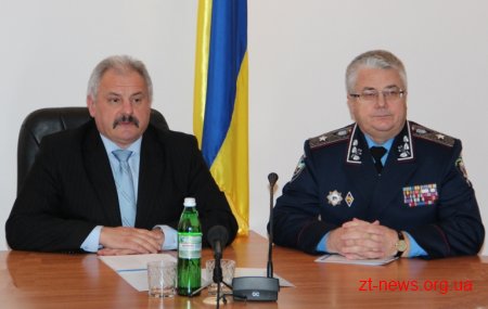 Нового керівника міліції Житомирщини представляв заступник Міністра внутрішніх справ України Сергій Лекарь