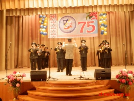 Житомирська школа №36 вчора відзначила свій ювілей - 75 років