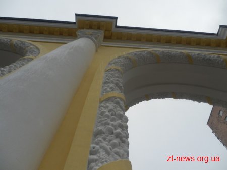 У Житомирі відреставрували арку «Мистецькі ворота»