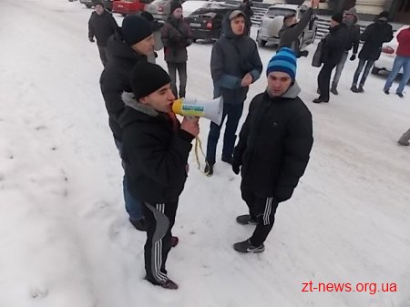 У Житомирі провели протестну ходу на підтримку сім'ї Павличенко ВІДЕО