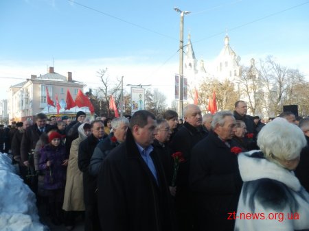 У Житомирі відбулось покладання квітів з нагоди 69-ї річниці визволення Житомира