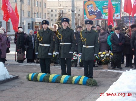 У Житомирі відбулось покладання квітів з нагоди 69-ї річниці визволення Житомира
