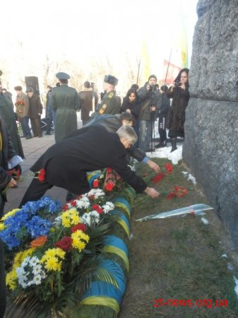 У Житомирі відбулось покладання квітів з нагоди 69-ї річниці визволення Житомира