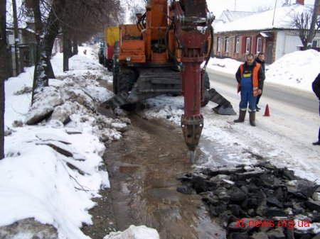 "Житомирводоканал" ліквідовує наслідки аварій на водогонах міста