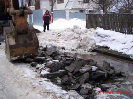 "Житомирводоканал" ліквідовує наслідки аварій на водогонах міста