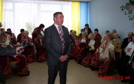 У житомирському територіальному центрі створили справжнє свято для самотніх та непрацездатних людей