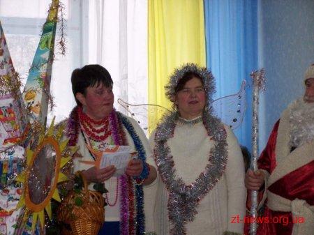 У житомирському територіальному центрі створили справжнє свято для самотніх та непрацездатних людей