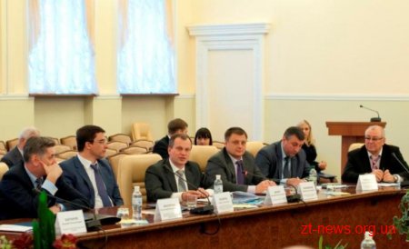 На засіданні Асоціації міст міські голови підтримали питання монетизації пільг