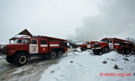 На околиці Житомира згорів розважальний комплекс «Хвиля» ВІДЕО