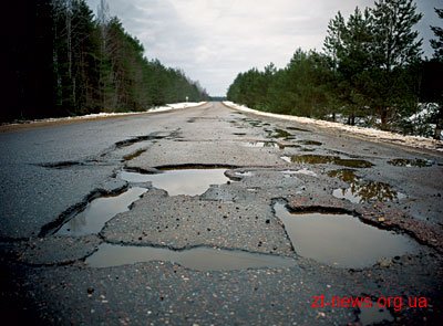 У Житомирі поточний ремонт шляхів обіцяють розпочати не раніше квітня У Житомирі поточний ремонт шляхів обіцяють розпочати не раніше квітня