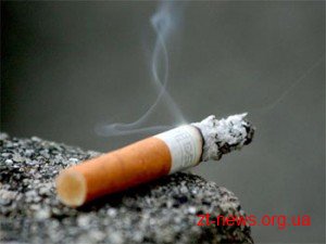 Кафе, бари та ресторани виконують закон про заборону куріння на 93%