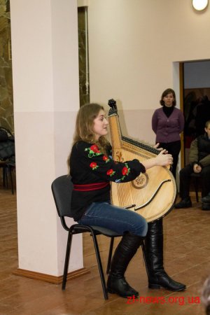 До вихованців житомирського інтернату завітали помічники Св. Миколая