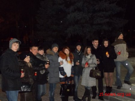 У Житомирі запалили свічки з нагоди Всесвітнього дня онкохворої дитини