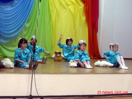 Помічники Св. Миколая завітали до дітей у Бердичеві
