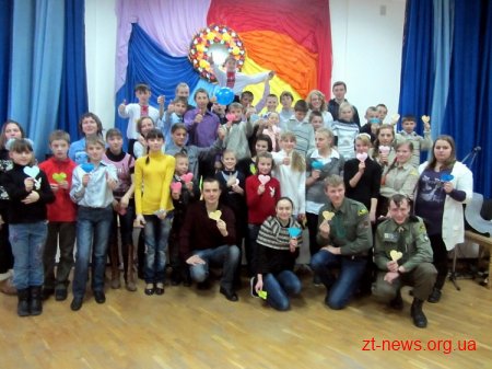 Помічники Св. Миколая завітали до дітей у Бердичеві
