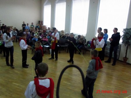 Помічники Св. Миколая завітали до дітей у Бердичеві