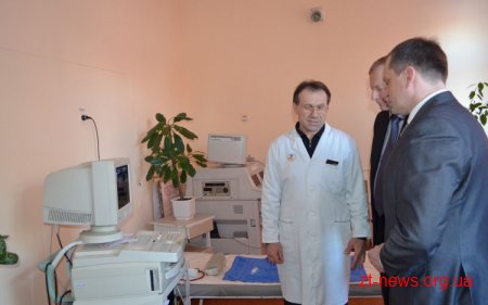 Володимир Дебой відвідав дитячу поліклініку №1 на вул. 1 травня
