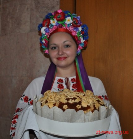 Всеукраїнський Форум жінок «Жінка-лідер в українському суспільстві» прийняв резолюцію: у жінок області та України багато завдань та планів на майбутнє