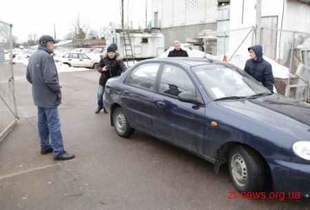 Демократичний Альянс розкрив схему здирництва на автомайданчиках ВІДЕО
