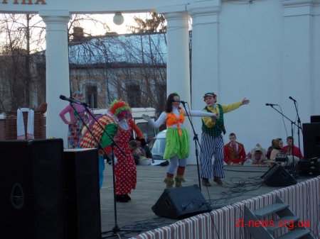 Продовження гулянь на масляну в парку ім. Гагаріна