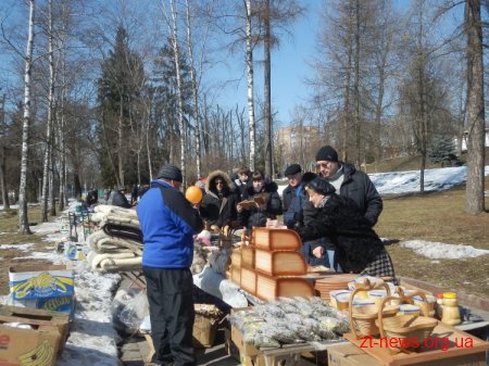 Продовження гулянь на масляну в парку ім. Гагаріна