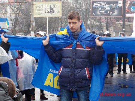 У Житомирі відбувся мітинг об'єднаної опозиції у рамках всеукраїнської акції "Вставай, Україно!" Оновлено