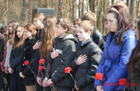 У Житомирі вшанували в’язнів фашистських концтаборів