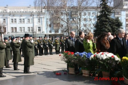 В Міжнародний день космонавтики в Житомирі відбувся пам’ятний урочистий захід