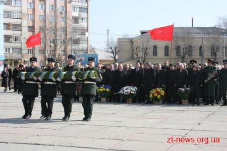 В Міжнародний день космонавтики в Житомирі відбувся пам’ятний урочистий захід