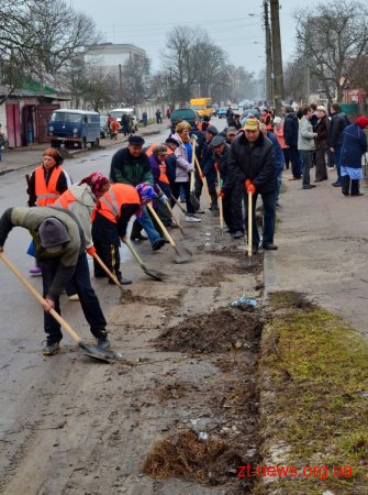У Житомирі проходить суботник
